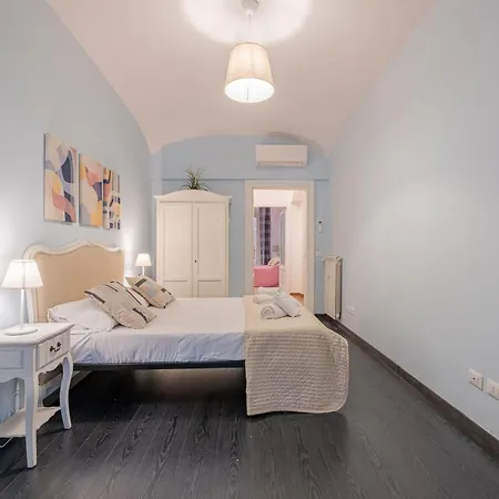 Apartment In Via Merulana By Halldis *
